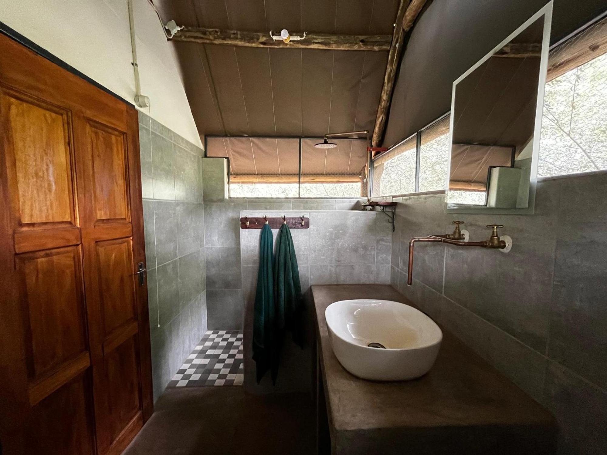 Olienhoff Guesthouse And Rest Camp Otavi Exterior photo