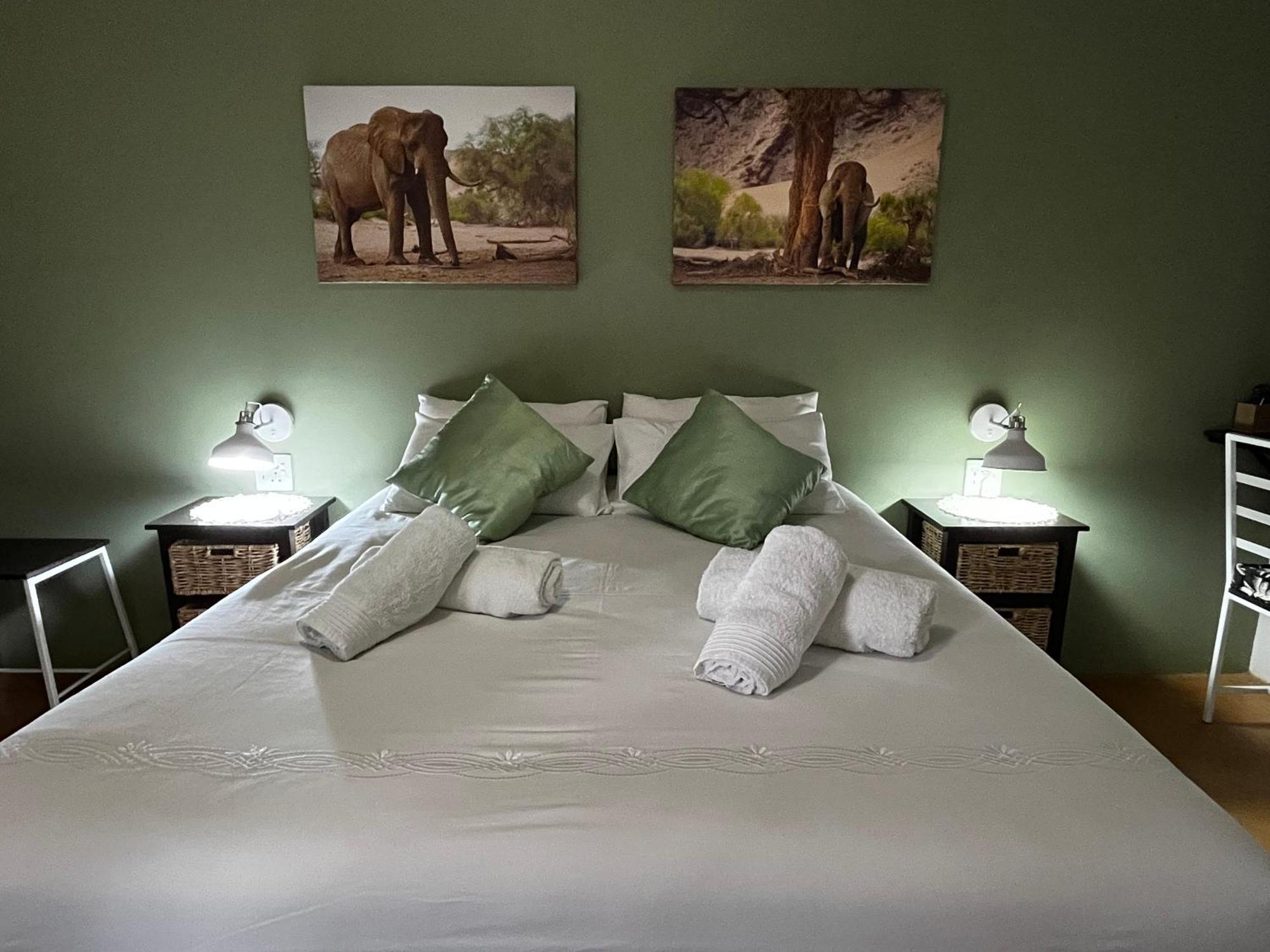 Olienhoff Guesthouse And Rest Camp Otavi Exterior photo