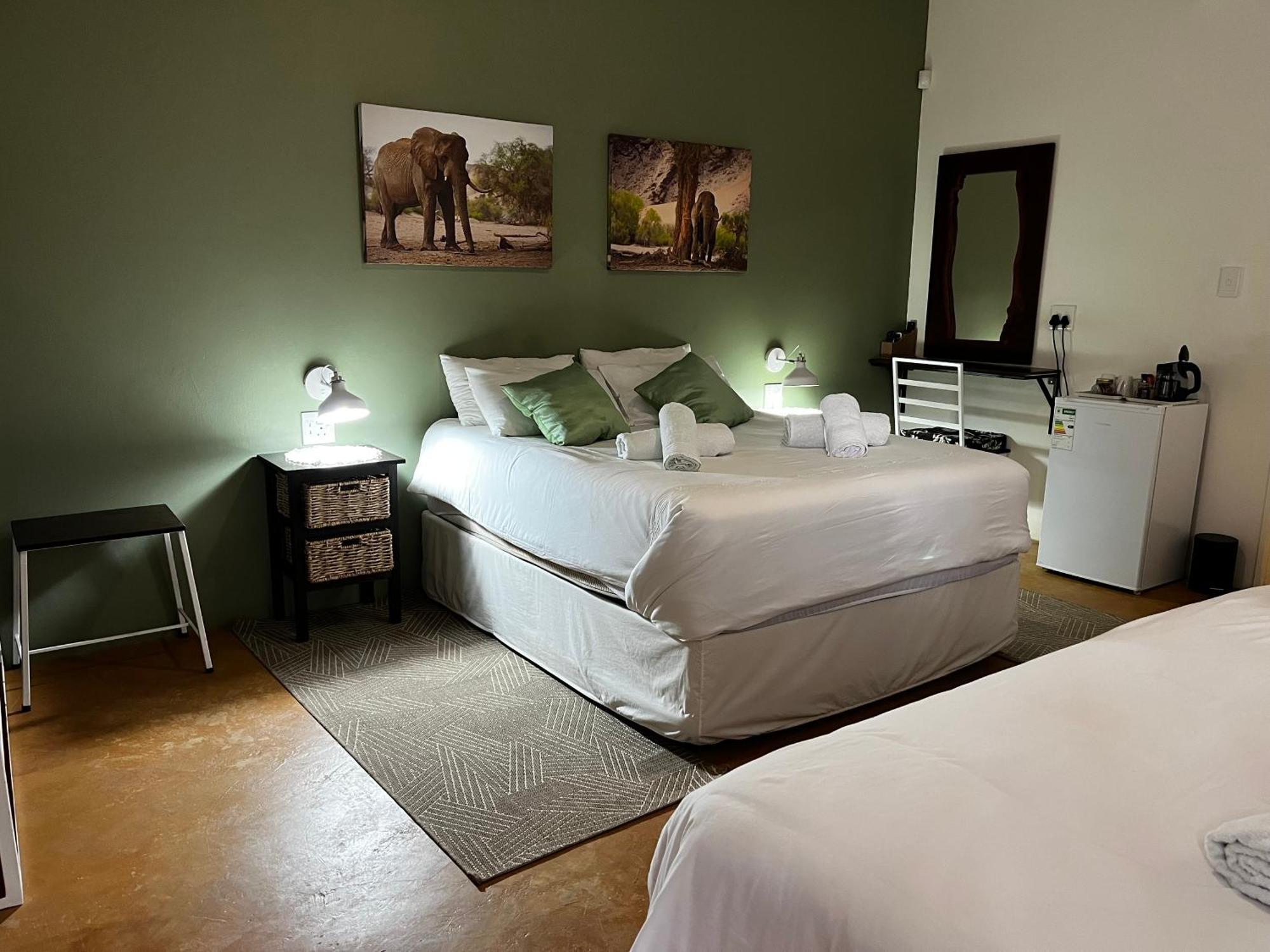 Olienhoff Guesthouse And Rest Camp Otavi Exterior photo